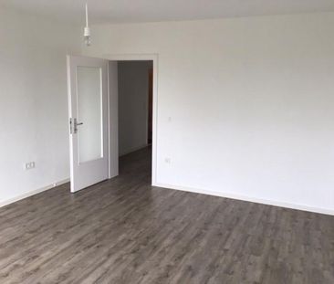 Tolle Familienwohnung für Sie 2021 modernisiert - Photo 1
