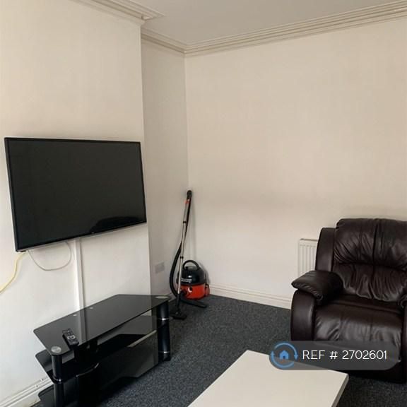 5 bedroom terraced house to rent - Photo 1