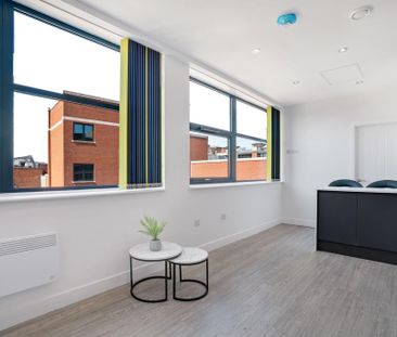 1 bedroom flat to rent - Photo 2