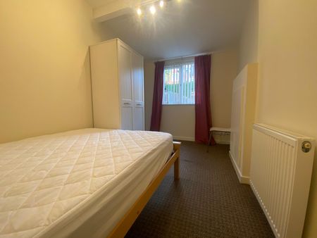 Dobson Road, Bolton - Photo 3