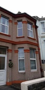 4 Bed - Cranbourne Avenue, Plymouth - Photo 4