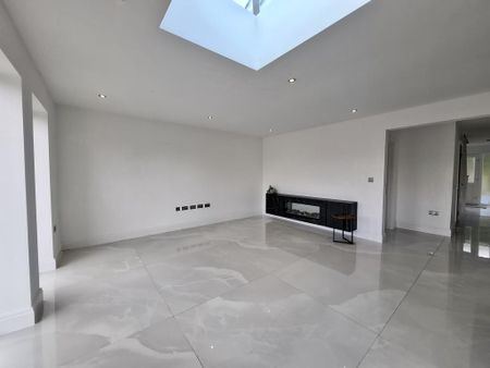 5 bedroom house to rent - Photo 2