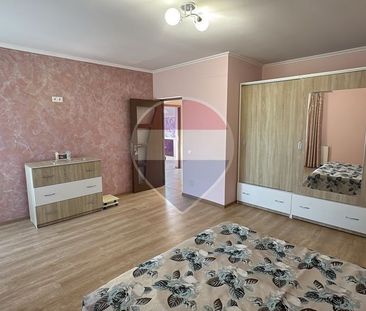 De închiriat casă cu 5 camere, în Sântandrei - Photo 5