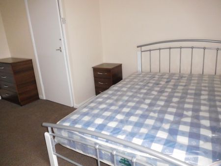 1 Bedroom Apartment To Rent in Nottingham - Photo 2