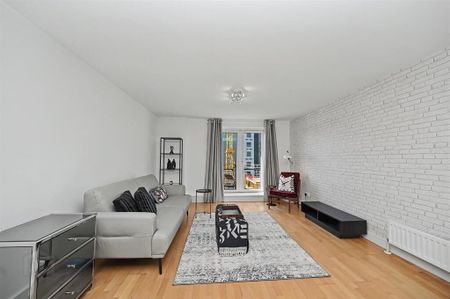 Apt 402 Park Avenue, Bankmore Street, Belfast, BT7 1AQ - Photo 2