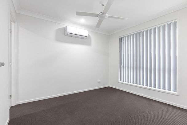 39 Mapplewell Circuit - Photo 1