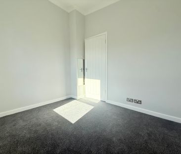 Dawley, Welwyn Garden City - Photo 2