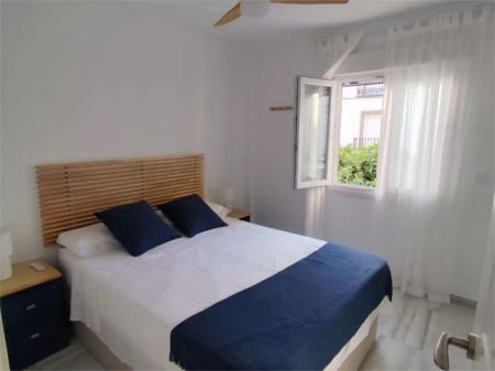Dúplex de alquiler en Avenida Costa del Sol, 12, Laguna Beach - Photo 5