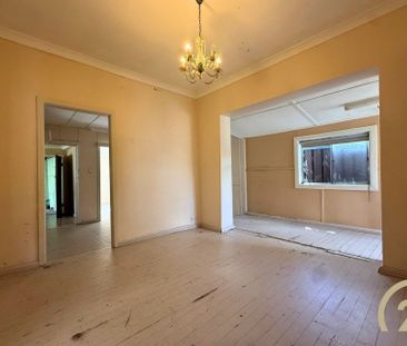 3 Bedroom Family Home&comma; Located in a Prime Location&excl; - Photo 5