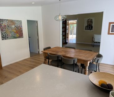 3 Bedrooms - SHORT TERM - Photo 2