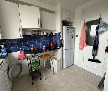 Edinburgh House, Tenterden Grove, Hendon, NW4 - Photo 2