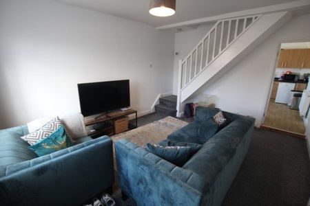 Station Road, Polesworth, B78, Property for rent - Photo 2