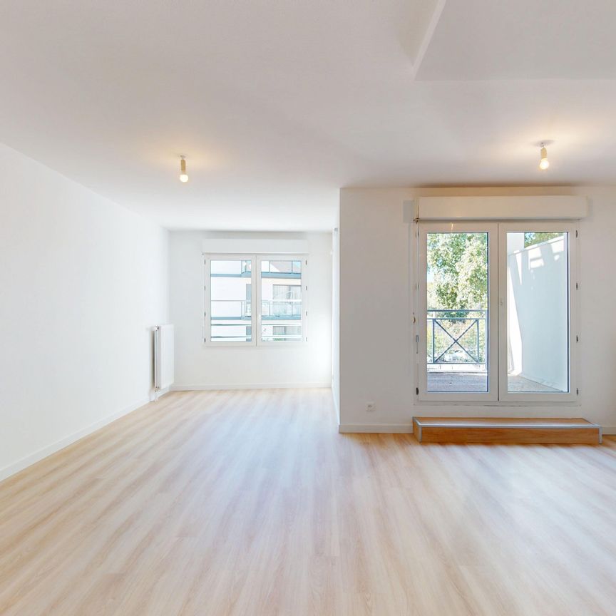 Location Appartement 3 pièces 68m² LONGVIC 21600 - Photo 1