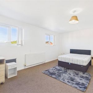 1 bedroom house to rent - Photo 2
