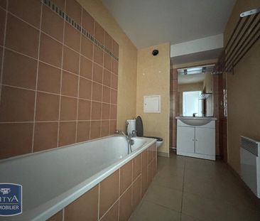 Location Appartement 2 pièces 41m² ST ETIENNE 42000 - Photo 4