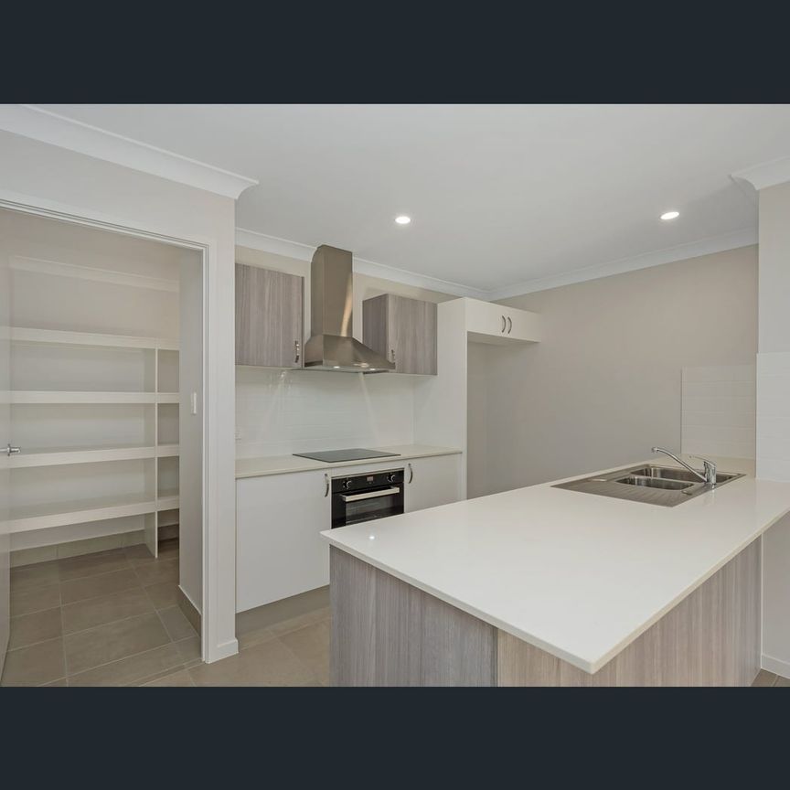 52 Vasa Street, Burdell, Qld 4818 - Photo 1