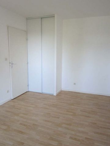 Location Appartement 3 pièces 77m² BESANCON 25000 - Photo 5