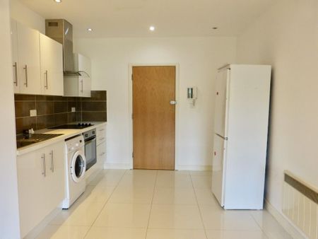 1 bedroom apartment to rent - Photo 3