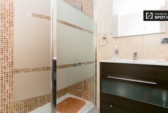 granada, Andalusia 18011