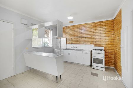 1/7 Parker Street, Werribee VIC, Belconnen - Photo 4