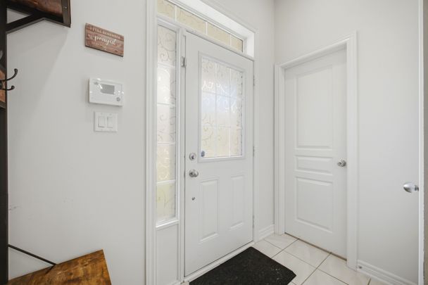 For Lease - 24 Exhibition Crescent, Brampton, Ontario - Photo 1