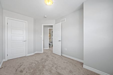 For Lease - 70 Hawkins Drive, Guelph, Ontario - Photo 5