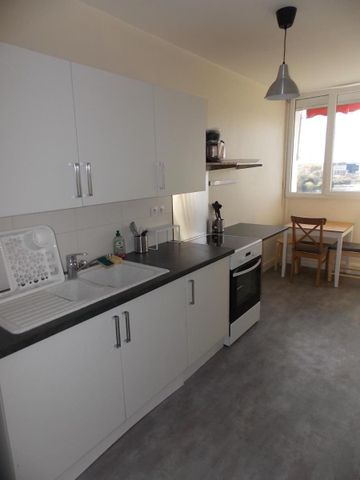 Location Appartement 2 pièces 45m² TOURS 37000 - Photo 5