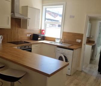 3 bedroom House To Let - Photo 5