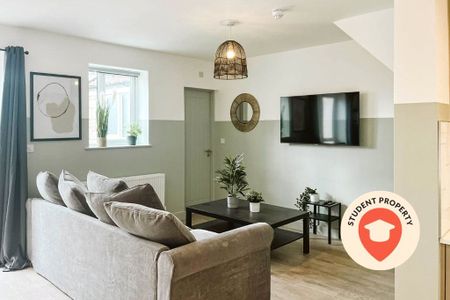 Ninth Avenue, Horfield - Photo 2