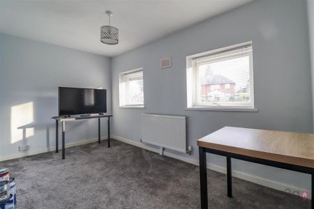 2 bedroom semi-detached house to rent - Photo 5