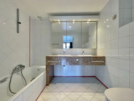 Appartement - à louer - Photo 2