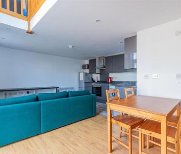 1 bedroom duplex to rent - Photo 2