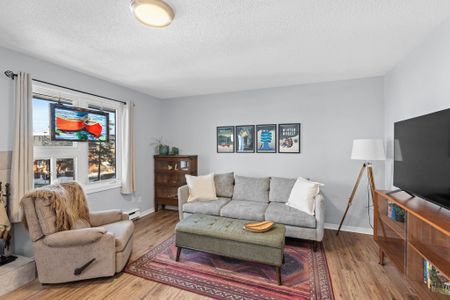 For Lease - 12 Terrace Drive Unit# 212, Bells Corners and South to Fallowfield, Ontario - Photo 2