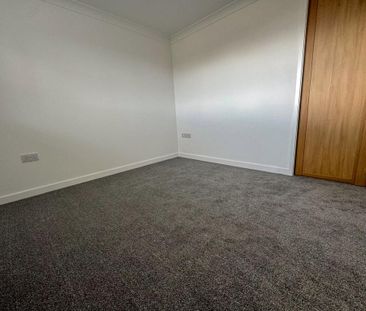 4 bedroom detached house to rent - Photo 5