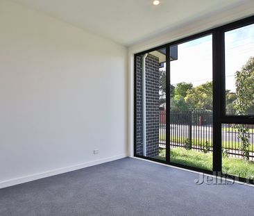 147 Brady Road, Bentleigh East - Photo 6