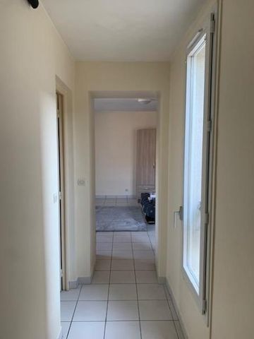 APPARTEMENT NANTERRE - 1 pièce(s) - 29.91 m2 - Photo 2