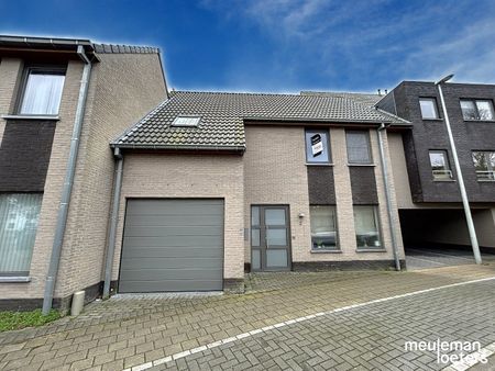 Ruime woning met garage en koer - Foto 2