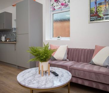 North Parade - Photo 1