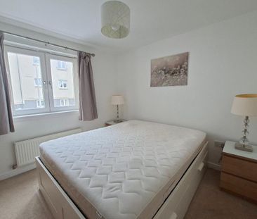 2 bed flat for rent in Corstorphine - Photo 6