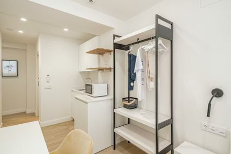 Calle San Juan, Málaga, Andalusia 29005 - Photo 3