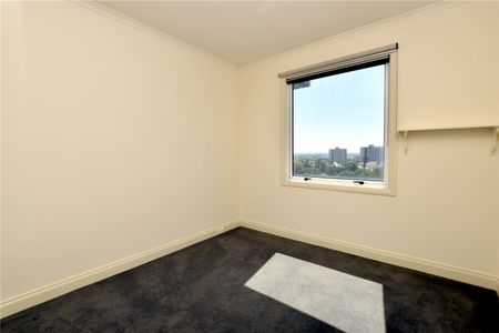 152/33 La Trobe Street - Photo 3