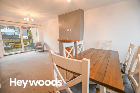 2 bed semi-detached house to rent in Greenside Avenue, Stockton Brook, Stoke-On-Trent - Photo 3