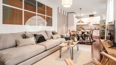 Apartamento de alquiler en Calle de García de Paredes, Almagro - Photo 2