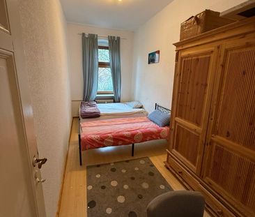 Platz für 1 Mädchen im Mehrbettzimmer verfügbar - Photo 1