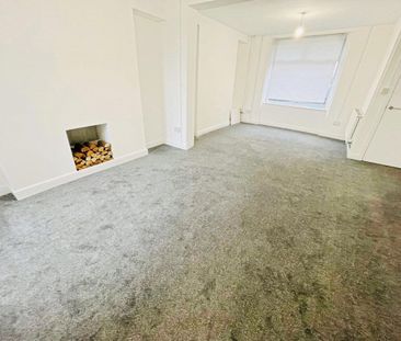 West Hill, TREDEGAR - Photo 2