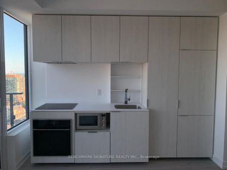 88 North Condos and Lofts 77 , #2707 - Photo 2