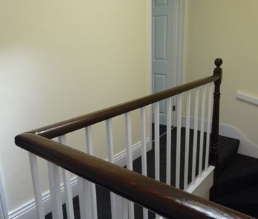 2 Bed Terraced House, Sevier Street, BS2 - Photo 1