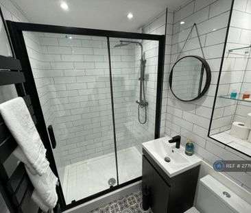 Studio to rent - Photo 6