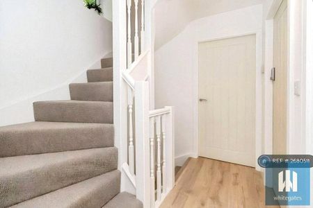 1 bedroom in a house share to rent - Photo 5