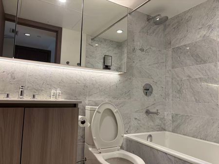 For Lease - 19 Bathurst Street Unit# 707, Toronto, Ontario - Photo 2